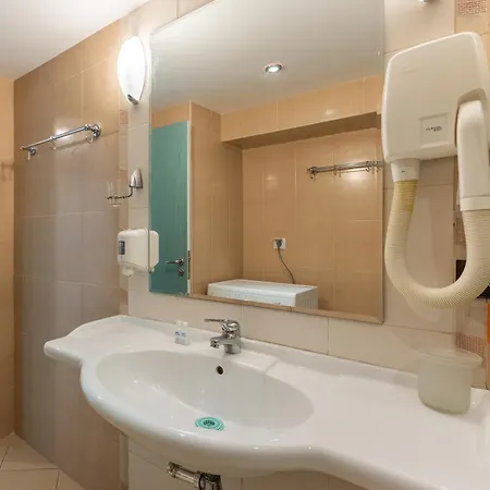 アパート Beachfront Pool & Sea View Stduio In Berlin ヴァルナ