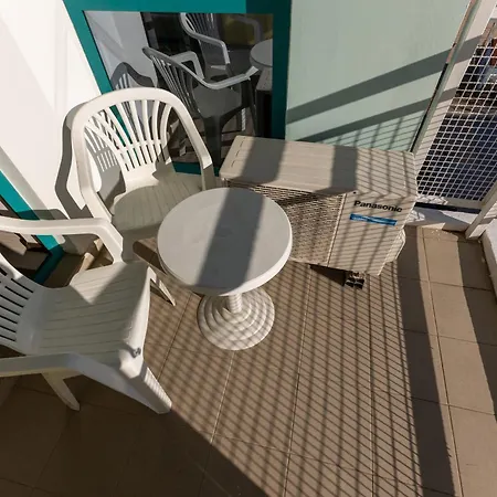 Beachfront Pool & Sea View Stduio In Berlin * Varna