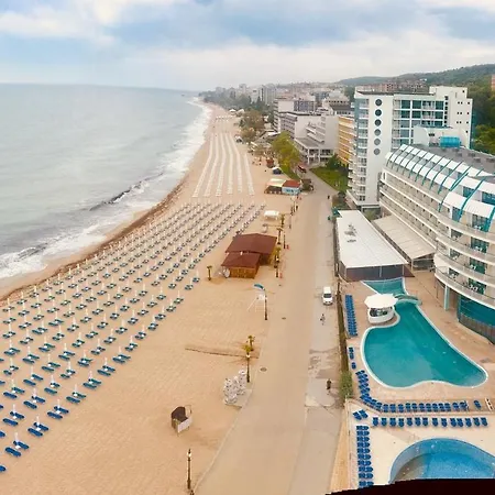 Beachfront Pool & Sea View Stduio In Berlin Daire *